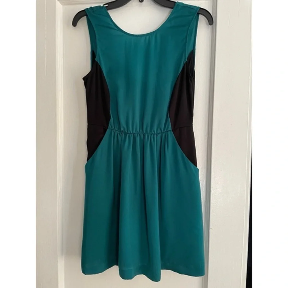 UO Sleeveless Backless Green & Black Silky Satin Minidress Size XS POCKETS